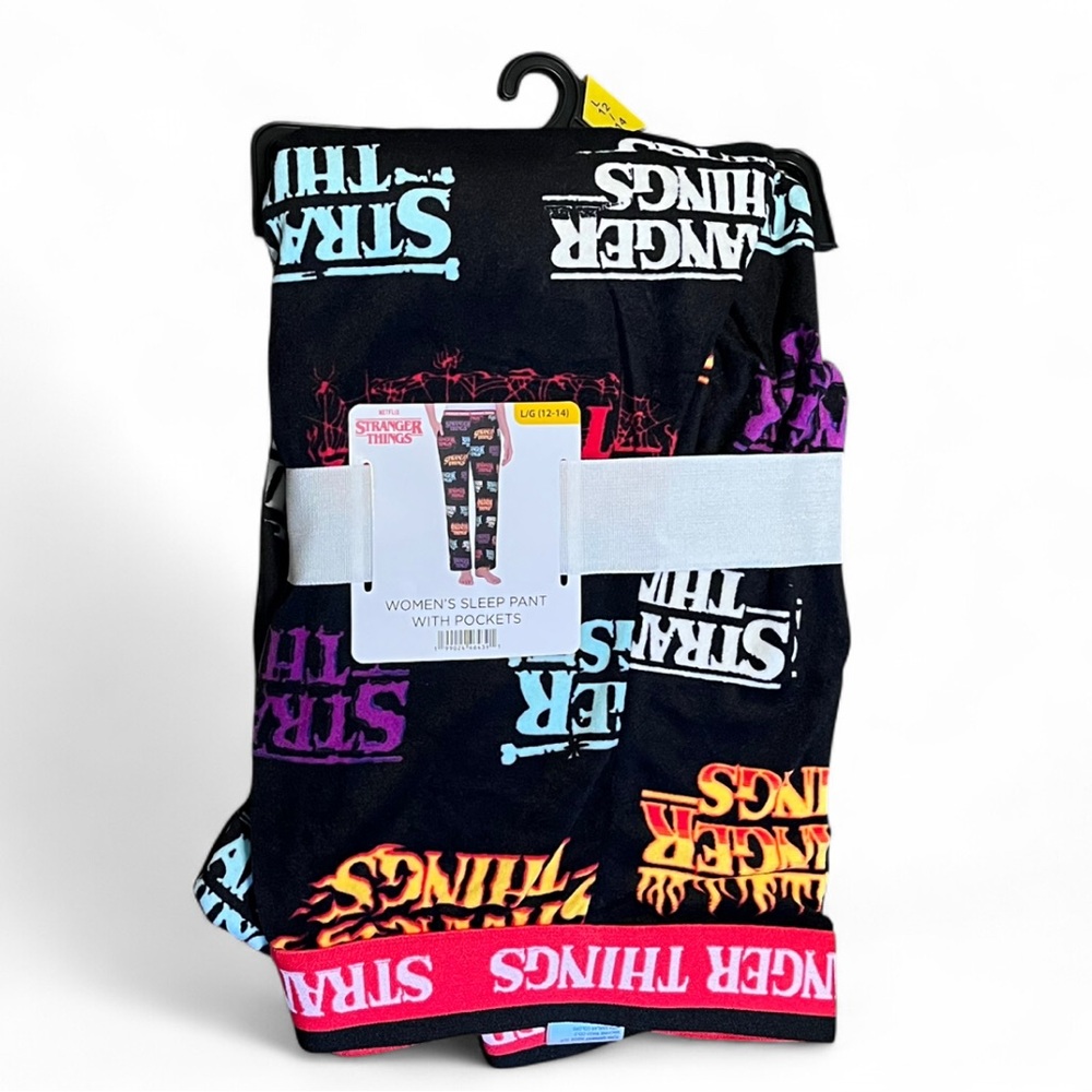 Netflix Stranger Things Women's Velour Sleep Pant With Pockets